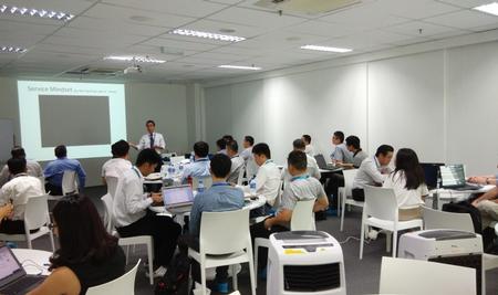 ViTrox ABI Business Development Director Gary Leong was sharing marketing strategies with interesting videos to SCPs.
